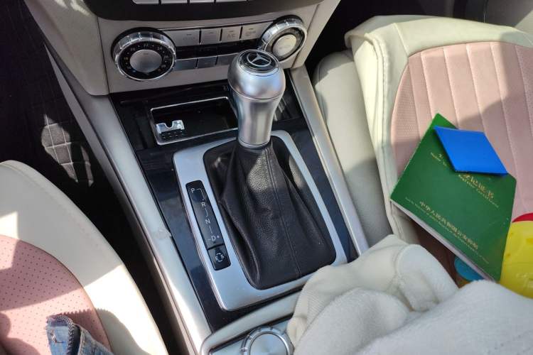 Used Mercedes-Benz C-Class 2011 C 180K Classic model Gear Lever