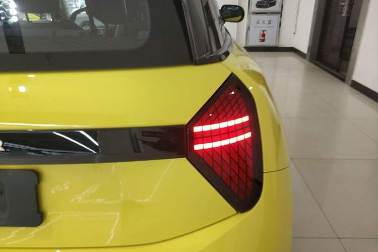 Used MINI Electric MINI COOPER 2024 456km COOPER E Classic Edition