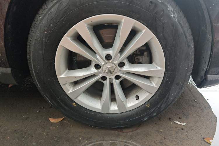 Used BORGWARD BX7 2018 28T Front-Wheel Drive Quality Enjoyment Version 5 Seats China VI Emission Standard