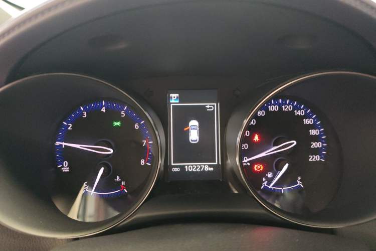 Used Toyota IZOA 2018 2.0L Yichi Version China VI Standard