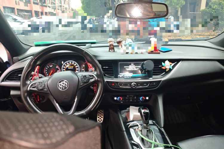 Used Buick Regal 2019 GS 28T Prestige Model China VI Standard Center Console