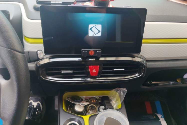 Used SOL E10X 2021 302 km Range Luxury Version 30.2 kWh
