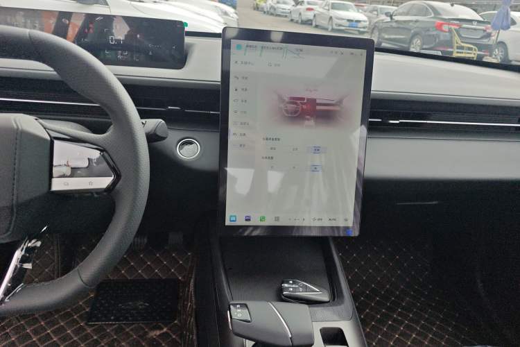 Used CHANGAN Eado 2025 Blue Whale 1.5T 500Bar Prestige Model Audio And AC Panel