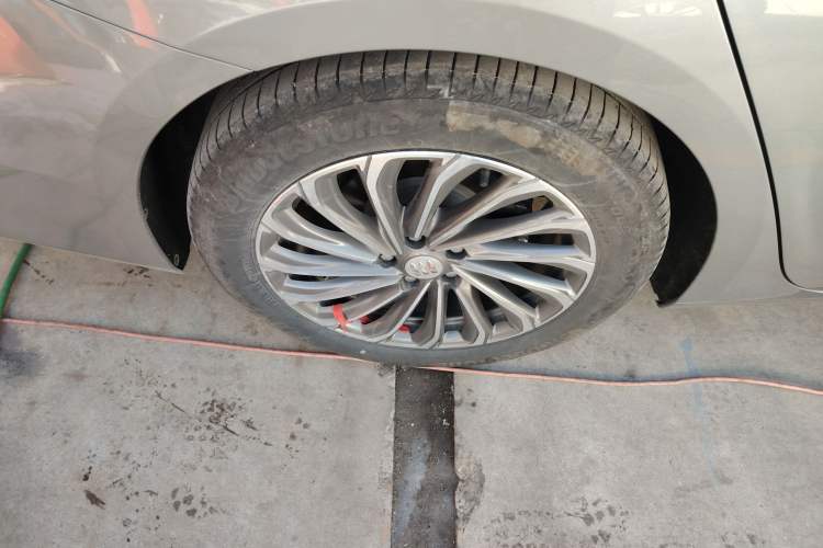 Used Buick LaCrosse 2023 28T Prestige Edition