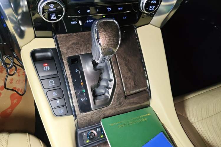 Used Toyota Alphard 2021 Dual-Engine 2.5L Prestige Edition