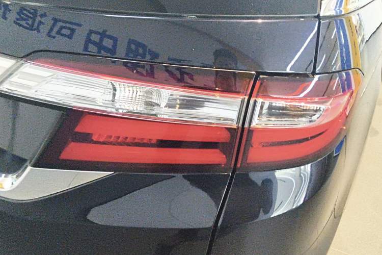 Used Honda Odyssey 2015 2.4L Smart Edition
