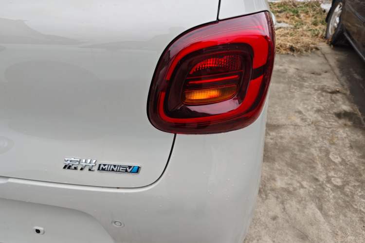 Used Wuling Hongguang MINIEV 2025 Four-Door Version Advanced Edition