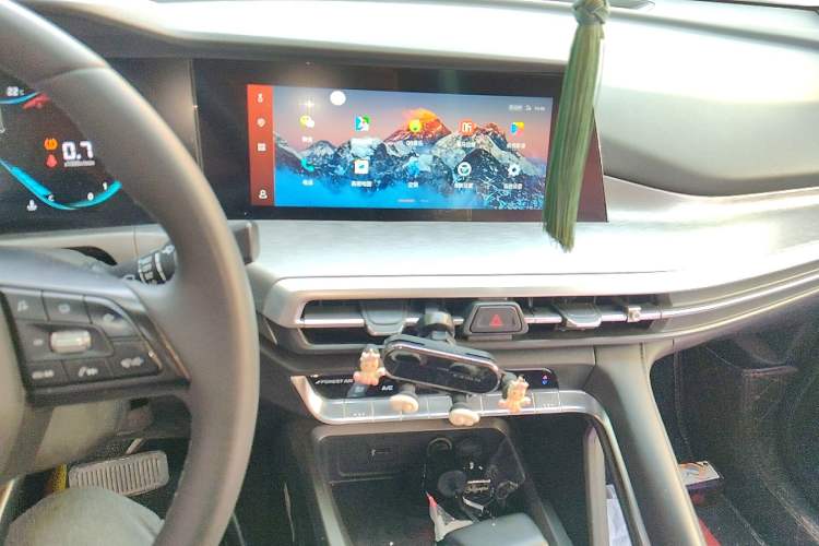 Used CHANGAN CS35PLUS 2021 Blue Whale NE 1.4T DCT Luxury Model
