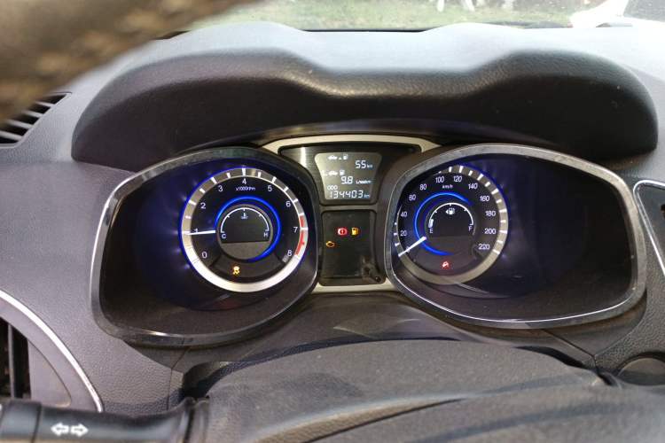 Used JAC Group Refine S5 2013 2.0T Manual New Edition Odometer Close Up