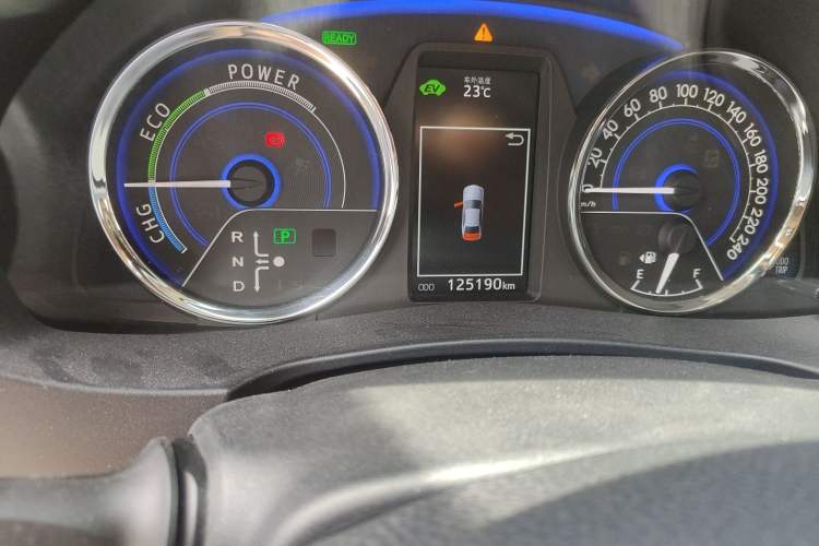 Used Toyota Corolla 2016 Dual-Engine 1.8L E-CVT Elite Edition
