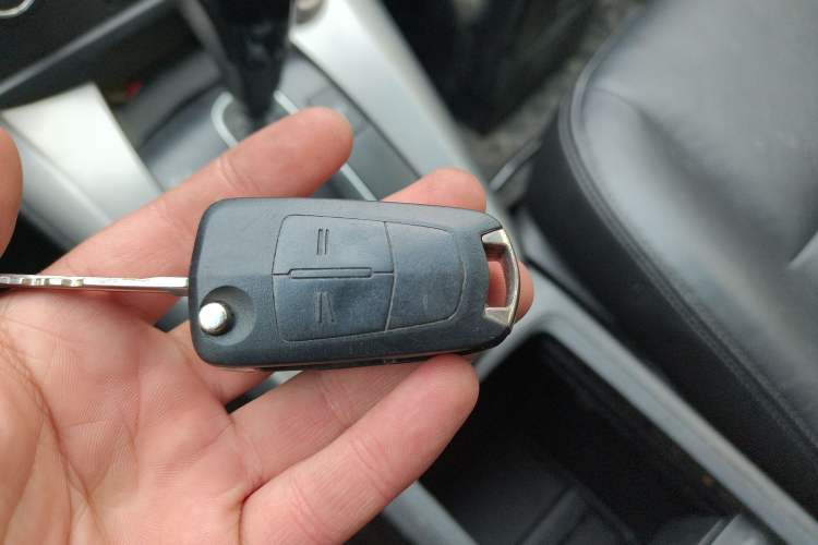 Used Chevrolet Captiva 2012 2.4L 4x4 Flagship Edition 7 Seats