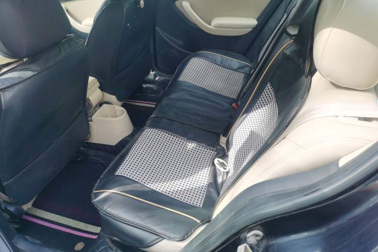 Used Volkswagen Lavida 2011 1.6L Automatic Premium Edition Left Rear Seat