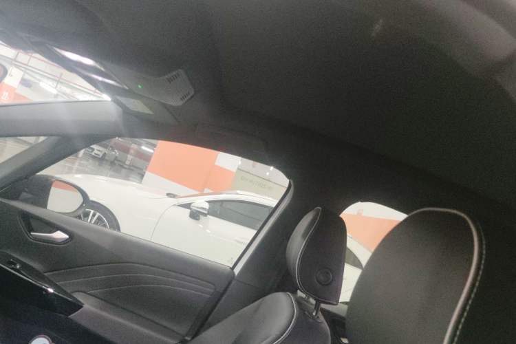 Used Volkswagen ID.3 2025 Smart Edition Outstanding Model Headliner