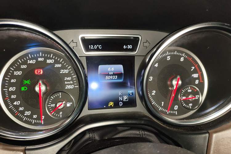 Used BAIC Off-Road BJ90 2021 4.0T Prestige Edition Odometer Close Up