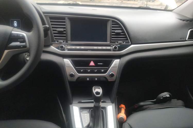 Used Hyundai Elantra (6th Generation / Lingdong) 2016 1.6L Automatic ZhiXuan – Elite Version
