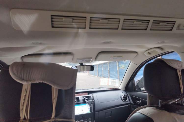 Used HYOSOW S3 2014 1.5L Luxury Version China IV Emission Standard
