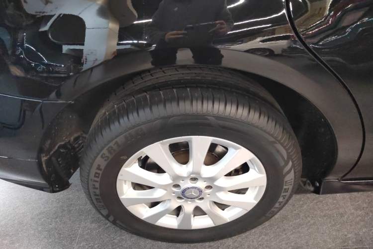 Used Mercedes-Benz R-Class 2017 R 320 4MATIC Business Edition Prestige Model
