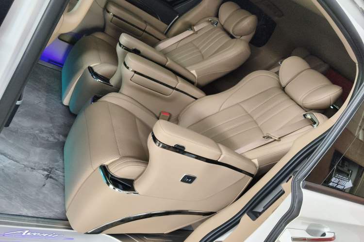 Used Buick GL8 2017 ES 28T Flagship Model China V Standard
