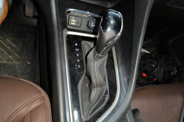 Used Buick GL6 2019 18T 6-Seater Connected Luxury Version China V Standard
