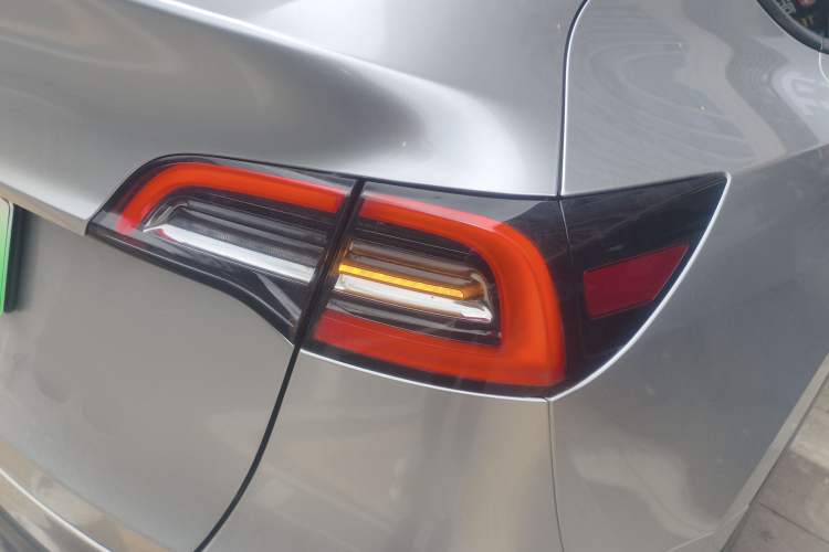 Used Tesla Model Y 2022 Rear-Wheel-Drive Version Exterior 3