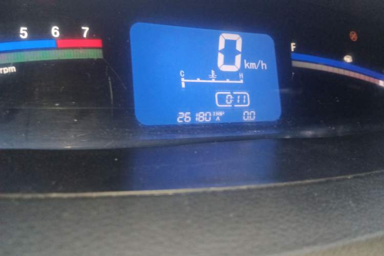 Used FORTHING Joyear 2012 XL 1.5L Manual Comfort Model Odometer Close Up