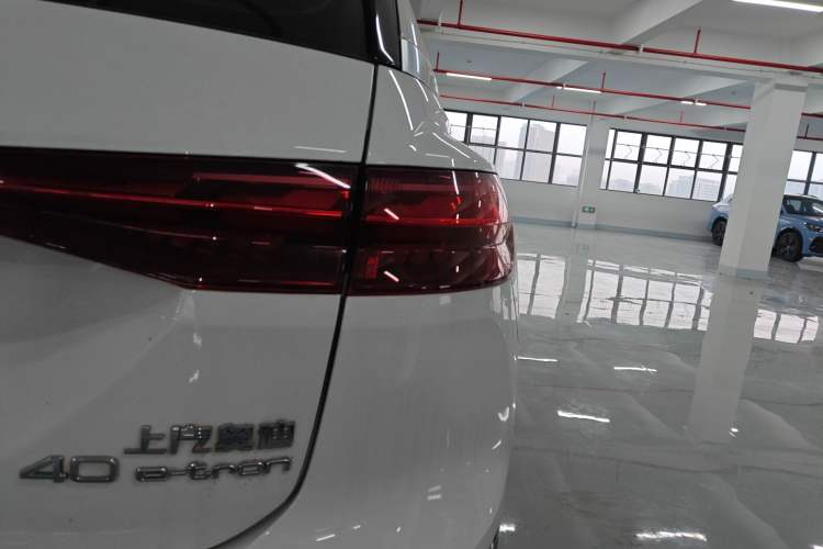 Used Audi Q5 e-tron 2023 40 e-tron Starry Edition Mecha Kit