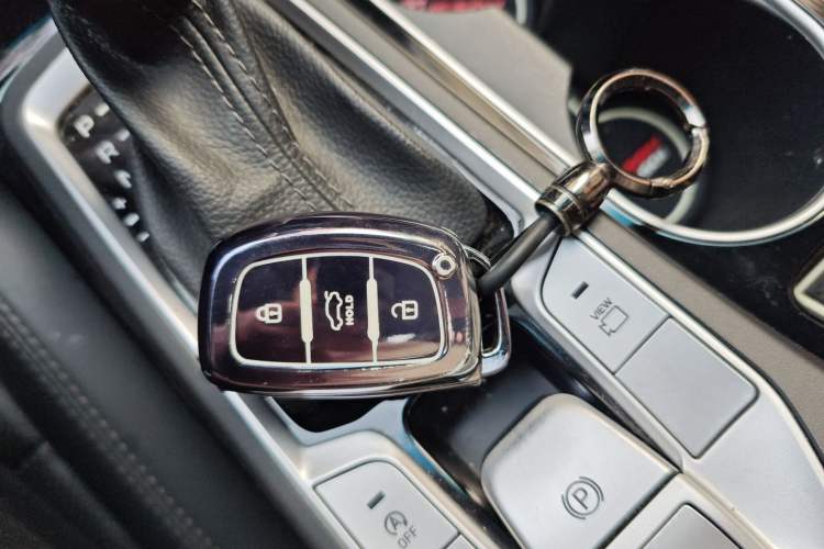 Used Hyundai Tucson 2020 280TGDi Two-Wheel-Drive GLS Smart Connectivity Version China VI Standard
