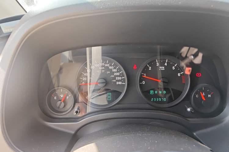 Used Jeep Compass 2010 2.4L four-wheel drive sport version
