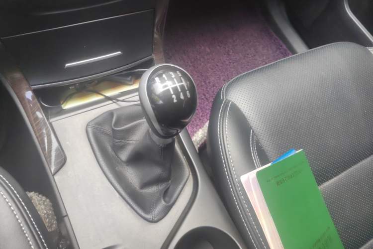 Used HYOSOW S6 2016 1.5T Manual Leading Model Gear Lever