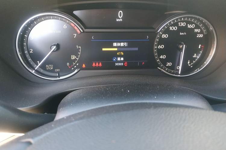 Used Cadillac XT4 2022 28T Two-Wheel-Drive Luxury Version