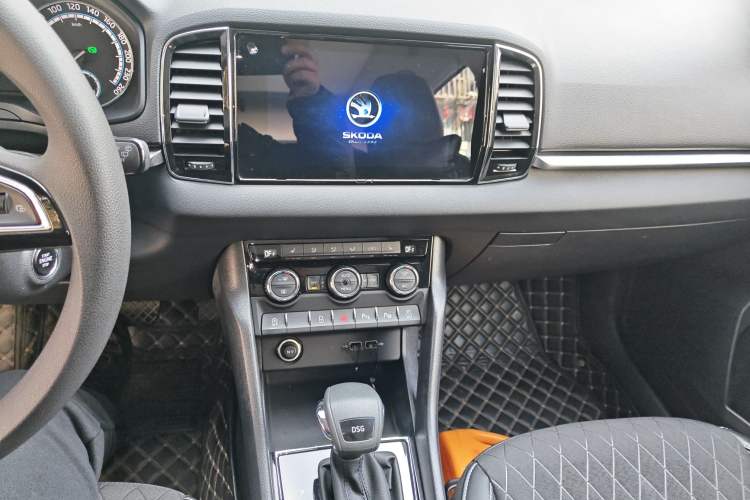 Used Skoda Karoq 2019 TSI280 SmartDrive Luxury Edition China VI standard
