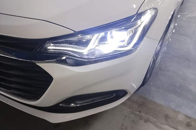 Used Chevrolet Monza 2020 320 Automatic Enjoyment Edition Left Front Headlight