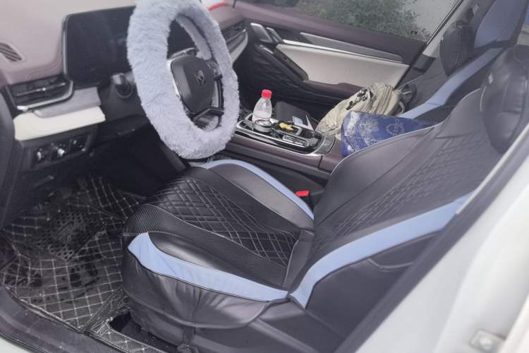 Used SOL QX 2021 300T DCT Prestige Smart Connectivity Version
