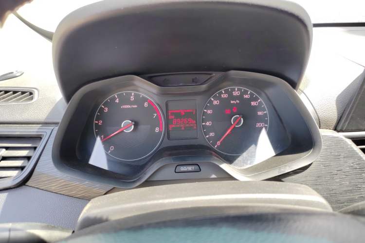 Used Baojun 310 2016 1.2L manual Comfort trim level Instrument Cluster