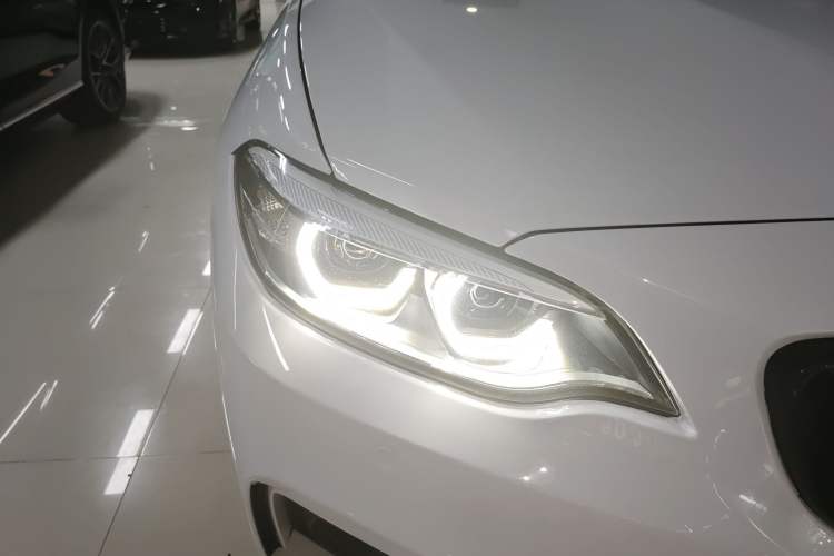 Used BMW 2 Series 2019 225i Convertible Coupe Luxury Edition M Sport Package
