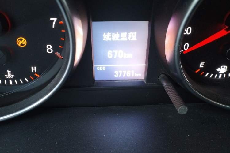 Used Haval M6 2019 1.5T Manual Two-Wheel Drive Urban Version China VI Standard Odometer Close Up