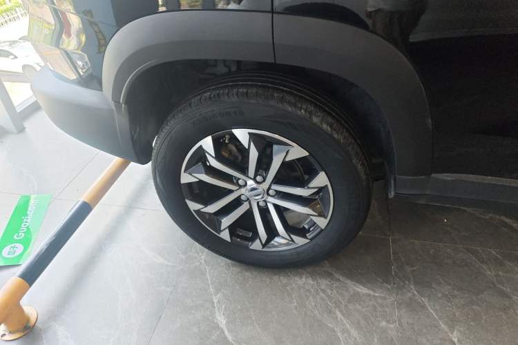 Used Haval DARGO 2022 1.5T DCT Two-Wheel Drive Border Collie Edition Right Rear Wheel Hub