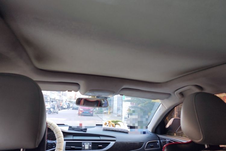 Used Zotye Z700 2016 1.8T DCT Elegant Version
