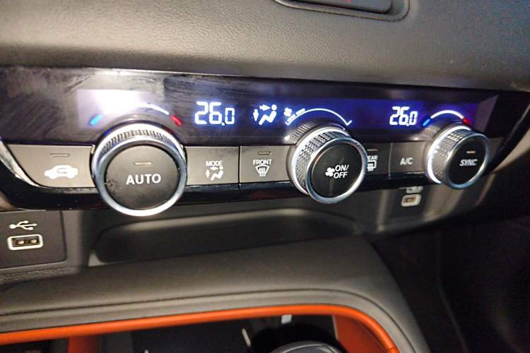 Used Honda Vezel 2023 1.5L CVT Luxury Edition
