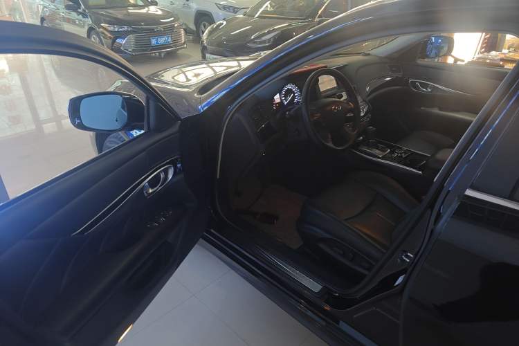 Used Infiniti Q70 2017 Q70L 2.5L Elite Edition