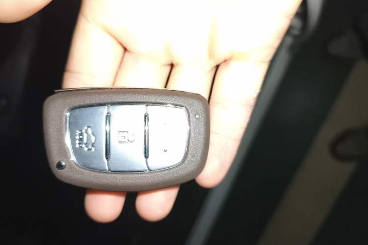 Used Hyundai Mistra 2014 1.8L Automatic Deluxe DLX Model
