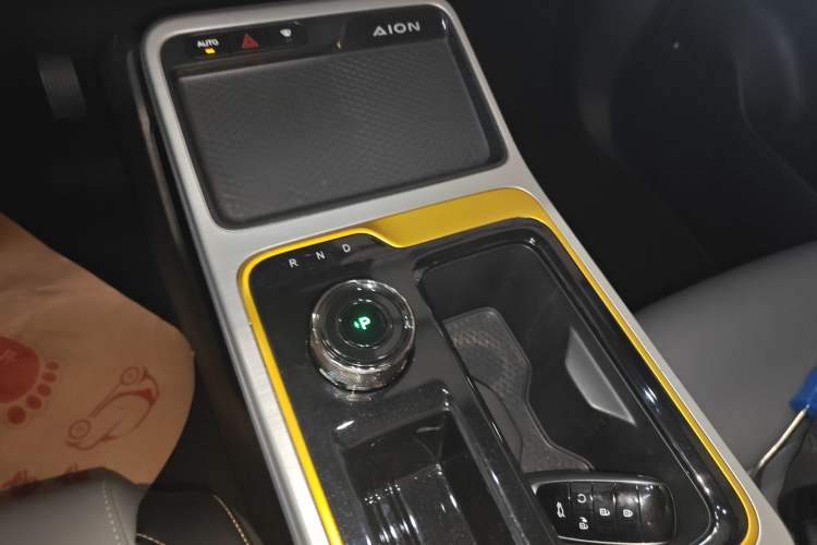 Used AION Y 2022 70 Tech Edition Lithium Iron Phosphate