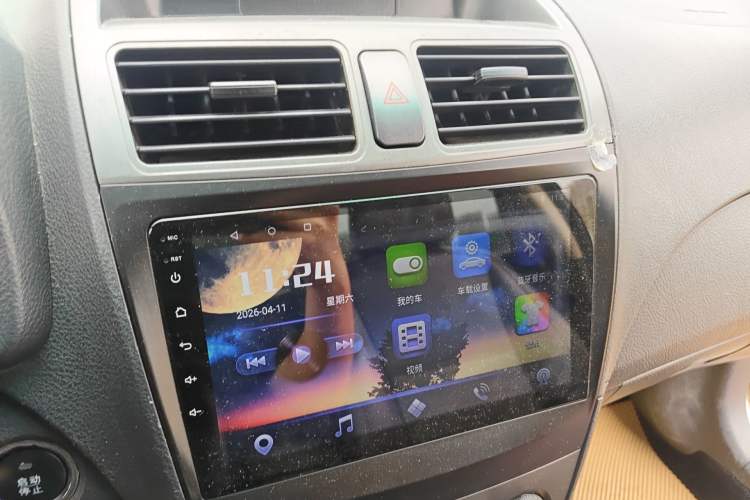 Used BYD L3 2015 Energy-Efficient Model 1.5L Manual Comfort Edition Audio And AC Panel