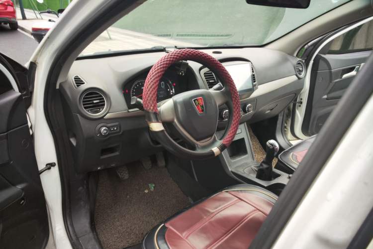 Used Roewe 350 2015 1.5L Manual Luxury Sunroof Edition