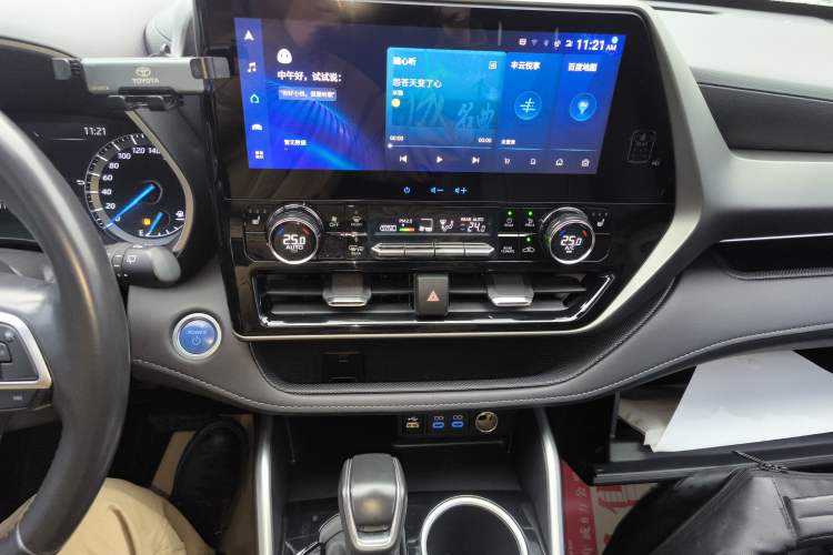 Used Toyota Highlander 2022 Dual-Engine 2.5L Four-Wheel Drive Prestige Version 7 Seats