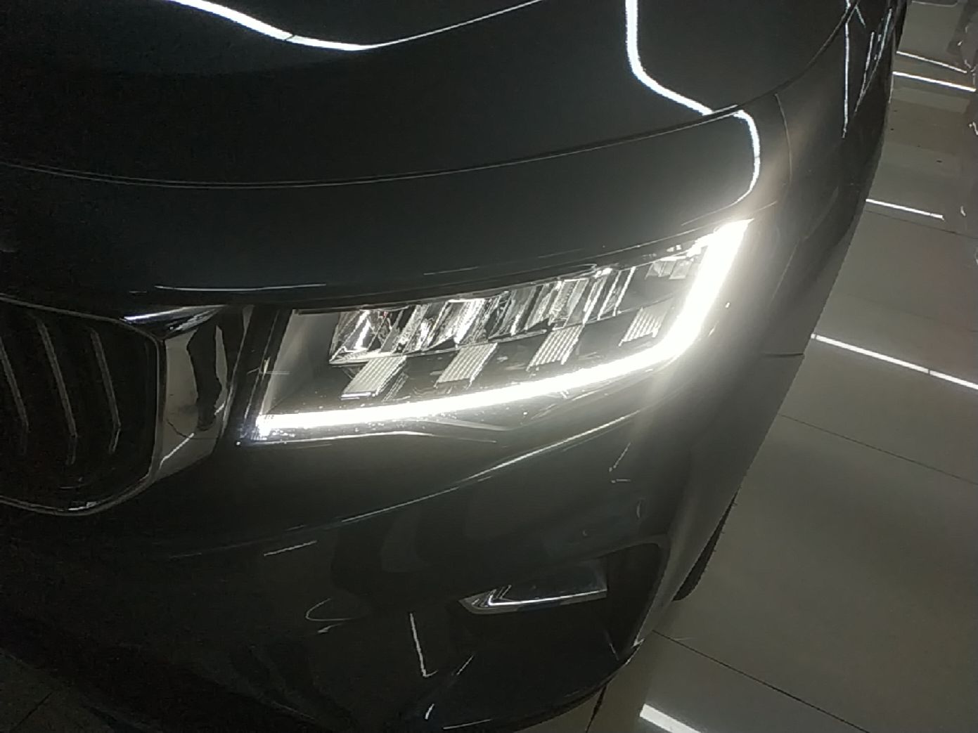 Geely Auto Haoyue 2022 1.8TD DCT Luxury 7-Seater — снимка 8