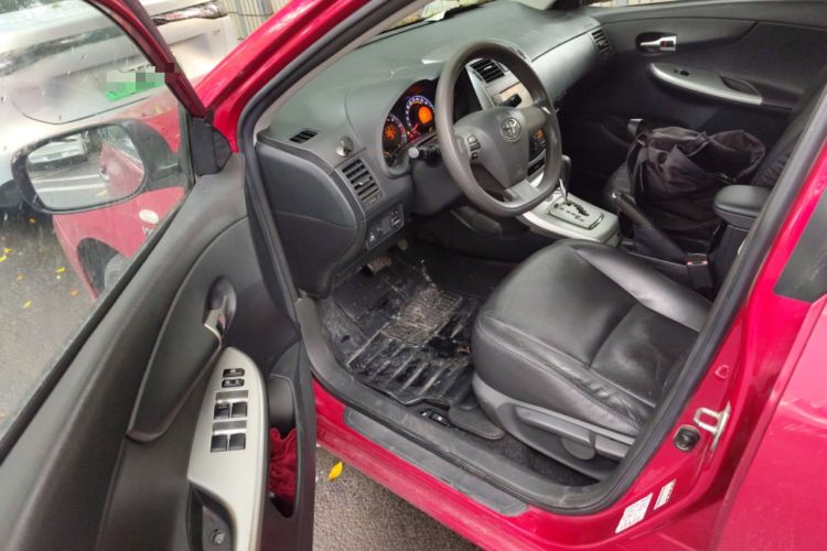 Used Toyota Corolla 2013 Special Edition 1.8L CVT ZhiKu GL-i