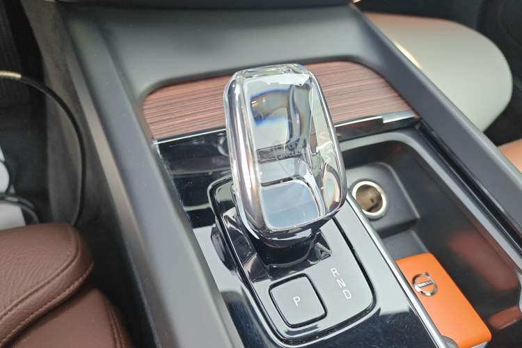 Used Volvo S60 2023 B4 Zhiyuan Luxury Edition
