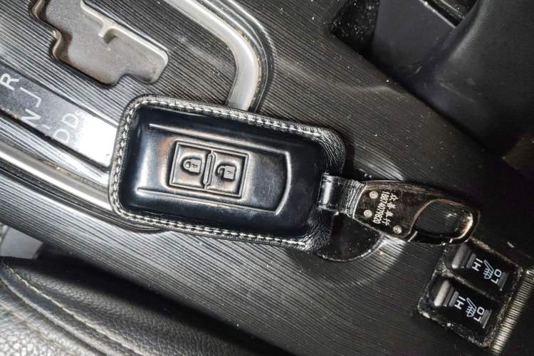 Used Mitsubishi Outlander 2018 2.0L Two-Wheel-Drive Jiale Edition 7-Seater