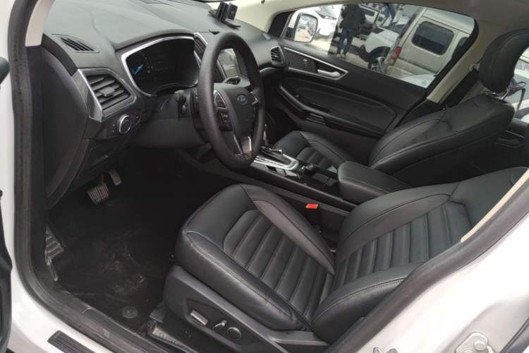 Used Ford Edge 2018 EcoBoost 245 Two-Wheel-Drive Titanium 7-Seater China VI Standard Left Front Seat